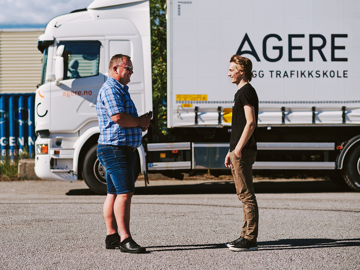 Bilde av ansatte på trafikkskolen
